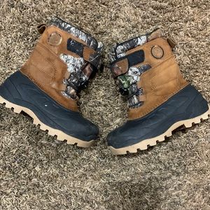 Camo toddler winter boots